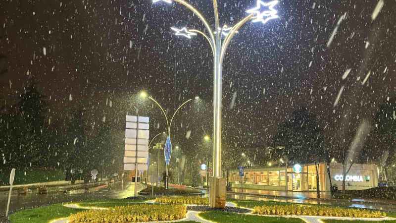 Mart ayında Bolu’da lapa lapa kar yağdı Mart ayında Bolu’da lapa lapa kar yağdı
