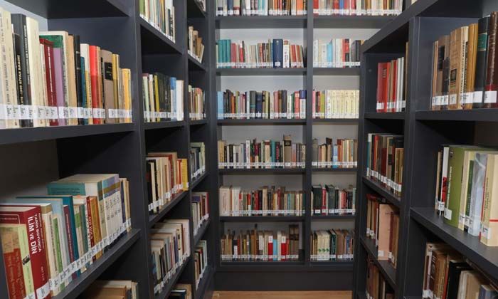 İstiklal Kütüphanesi kapılarını açtı