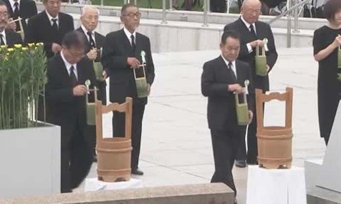 Hiroşima’da atom bombası kurbanları anıldı