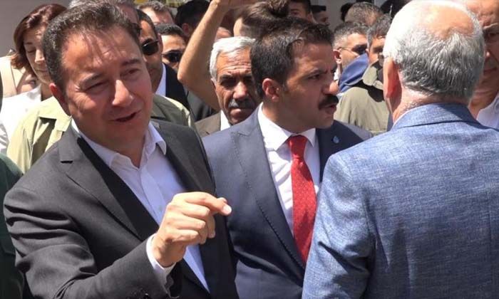 Vatandaştan Ali Babacan’a tepki: İslam’a saldıranlarla birliktesiniz