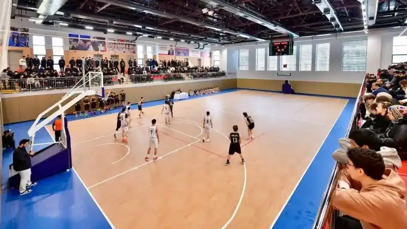 Gençlik ve Spor Bakanı Bak: "Türkiye Avrupa’nın ve dünyanın en modern stadyumlarına sahip” Gençlik ve Spor Bakanı Bak: "Türkiye Avrupa’nın ve dünyanın en modern stadyumlarına sahip”