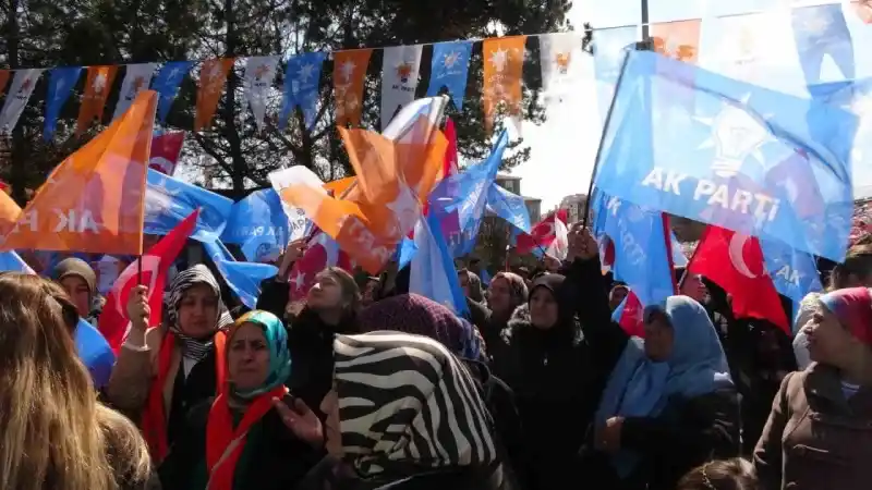 Bakan Uraloğlu: “Ülkemizin her tarafını bölünmüş yollarla, örümcek ağı gibi ördük” Bakan Uraloğlu: “Ülkemizin her tarafını bölünmüş yollarla, örümcek ağı gibi ördük”