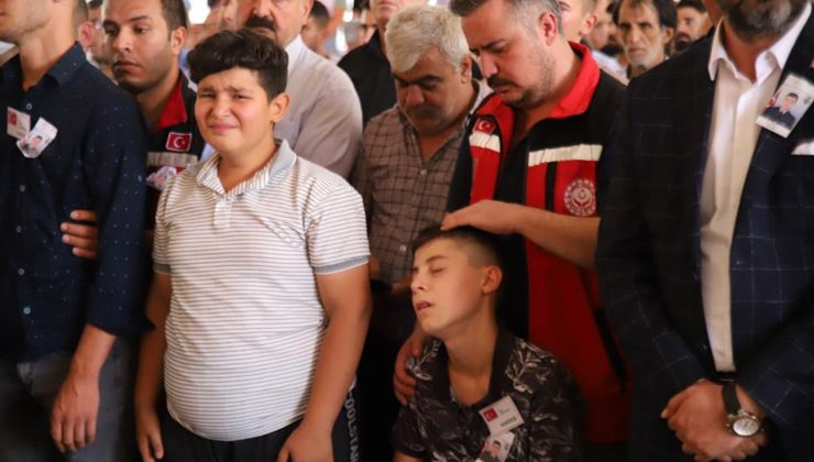 Şehit Mahsun Şimşek gözyaşlarıyla uğurlandı