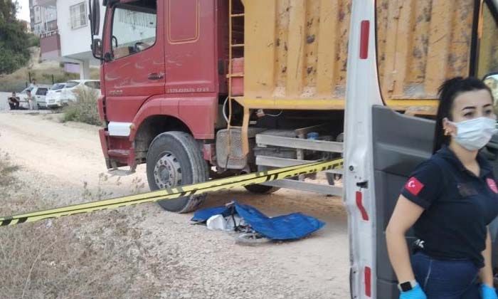 Mersin’in kamyonun altında kalan Alparslan Dince hayatını kaybetti