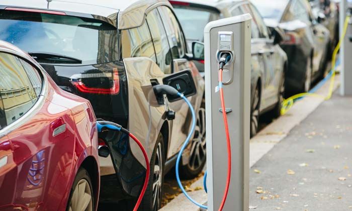 Elektrikli ve hibrid otomobillere ilgili artıyor