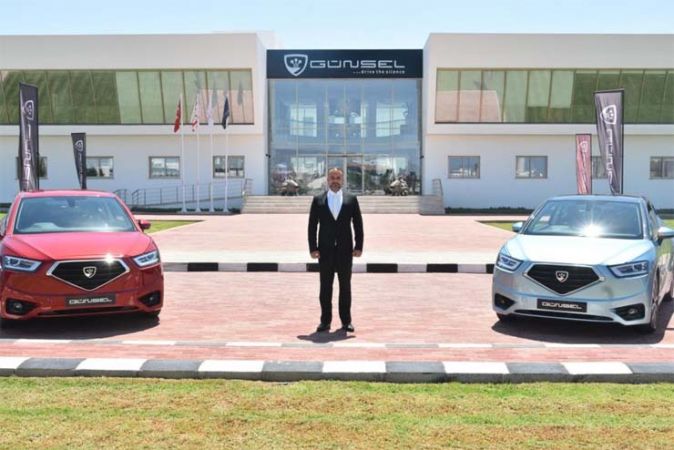 KKTC Cumhurbaşkanı Tatar milli otomobil GÜNSEL ile test sürüşü yaptı