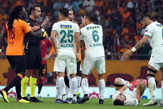 Galatasaray ilk mağlubiyetini kendi evinde aldı