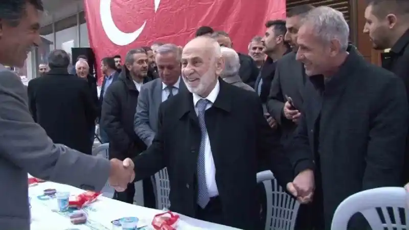 AK Parti’ye geçen Milletvekili Suat Pamukçu Yeniden Refah Partililere seslendi: “Bu seçim bir beka seçimidir” AK Parti’ye geçen Milletvekili Suat Pamukçu Yeniden Refah Partililere seslendi: “Bu seçim bir beka seçimidir”