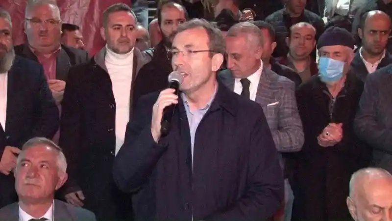 AK Parti’ye geçen Milletvekili Suat Pamukçu Yeniden Refah Partililere seslendi: “Bu seçim bir beka seçimidir” AK Parti’ye geçen Milletvekili Suat Pamukçu Yeniden Refah Partililere seslendi: “Bu seçim bir beka seçimidir”