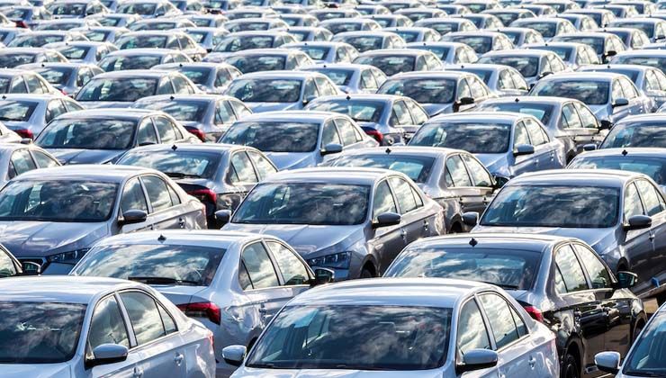 İkinci el otomobil satışlarında yeni dönem! Resmi Gazete’de yayımlandı