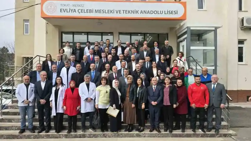 Bakan Tekin acı haberi Tokat’ta aldı, programlarını yarıda kesip Ankara’ya döndü