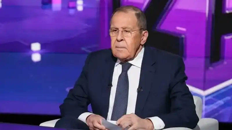 Lavrov: “Biz müzakereye hazırız, ancak Zelenskiy’in barış formülü temelinde değil” Lavrov: “Biz müzakereye hazırız, ancak Zelenskiy’in barış formülü temelinde değil”