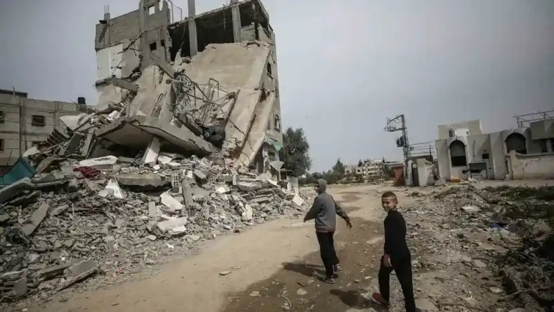 İsrail’den Gazze’deki 3 noktaya saldırı: 25 kişi hayatını kaybetti