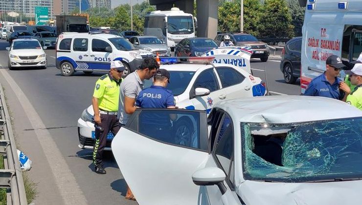 Oto yolda karşıya geçmeye çalışırken otomobil çarptı: 1 kişi hayatını kaybetti