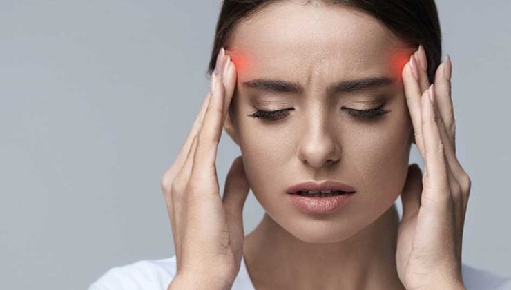 Şiddetli ağrıların en başında kronik migren ve yüz ağrıları geliyor
