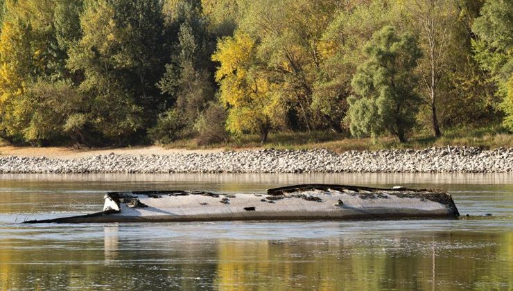 Tuha Nehri’ni kuraklık vurdu: 2. Dünya Savaşı’nda batan gemi ortaya çıktı