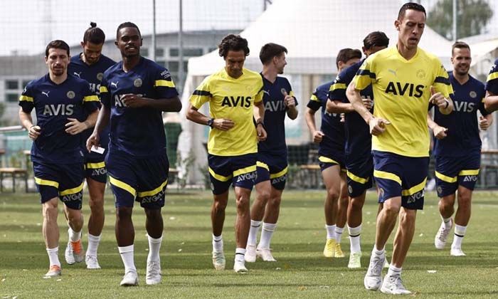 Fenerbahçe, Adana Demirspor maçı hazırlıklarına Viyana’da başladı