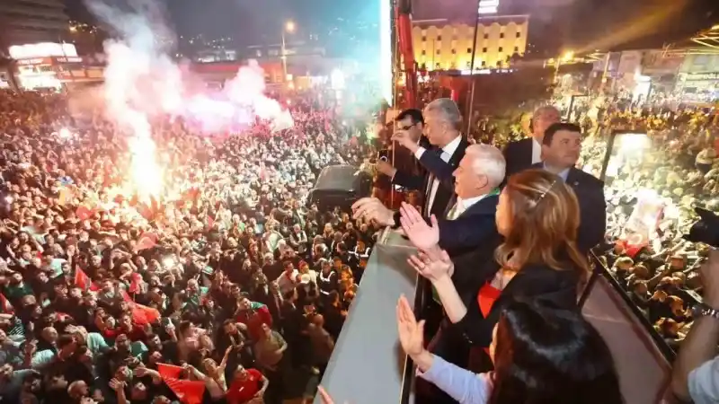 Bursa'da CHP'nin adayı Mustafa Bozbey kazandı