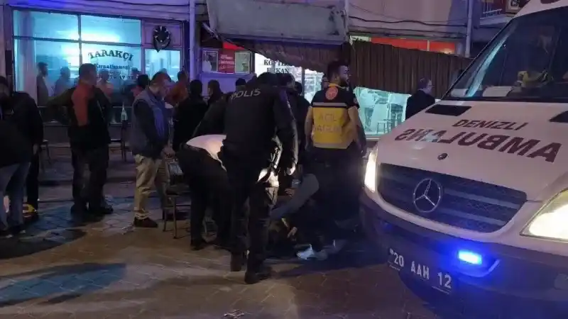 Kutlama sırasında çöken CHP balkonundan düşen ilçe başkan yardımcısı öldü