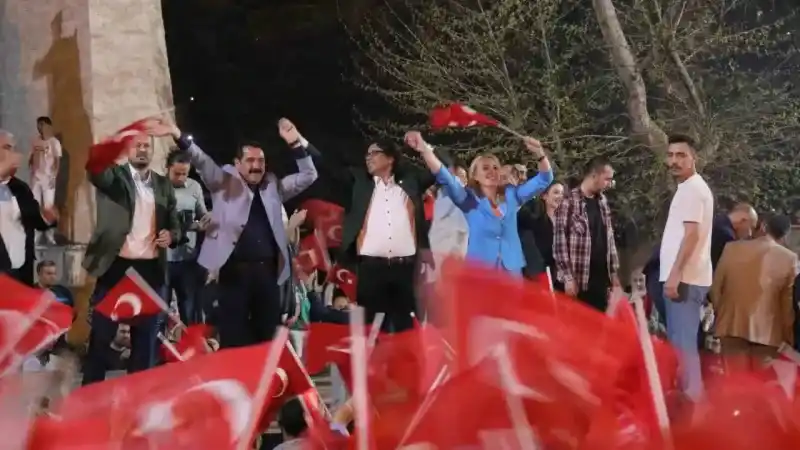 Denizli’de CHP 15, AK Parti 3 ve YRP 1 belediye kazandı