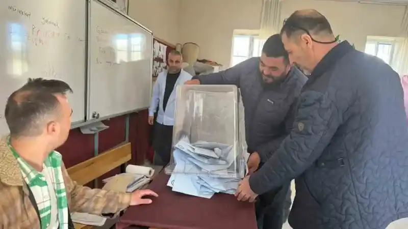 Iğdır’da DEM Parti adayı Mehmet Nuri Güneş kazandı