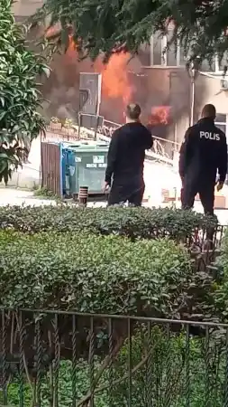 İstanbul'da gece kulübü tadilatında yangın: 29 ölü