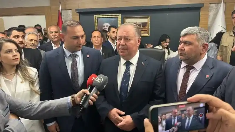 Kilis Belediyesinde devir teslim töreni