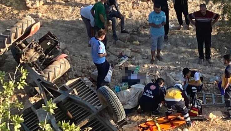 G.Antep’ten bir acı haber daha! Tarım işçilerini taşıyan traktör şarampole uçtu: 2 ölü