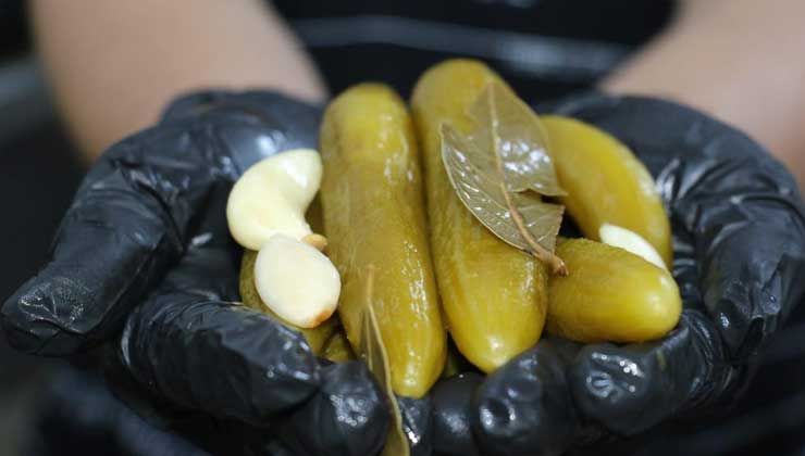 Talep patladı: Dünyaya 25 çeşit turşu ihracatı