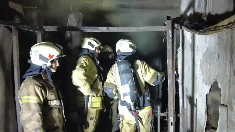 Beşiktaş’taki gece kulübünün içerisi yangın sonrası görüntülendi