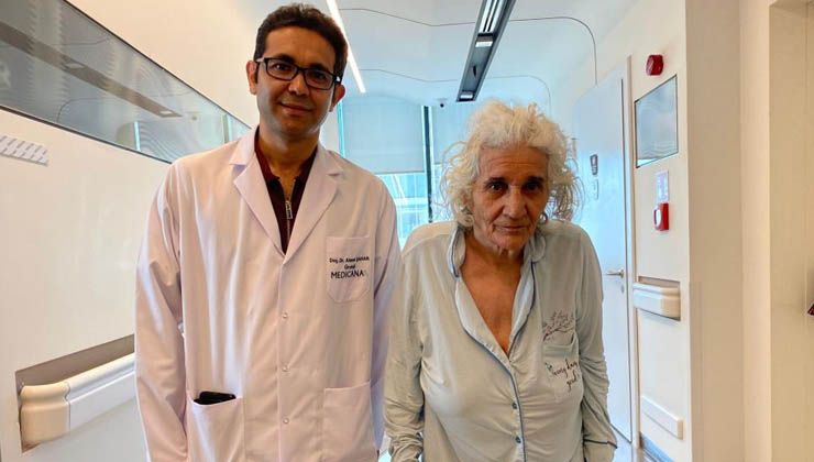 90 yaşındaki Hatice Citil’in böbreğinden 8,5 santimlik kitle çıktı