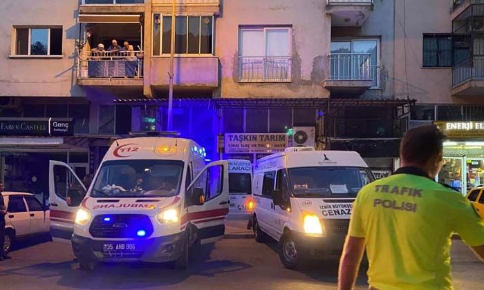 İzmir’de Kadriye Pek evinde ölü bulundu