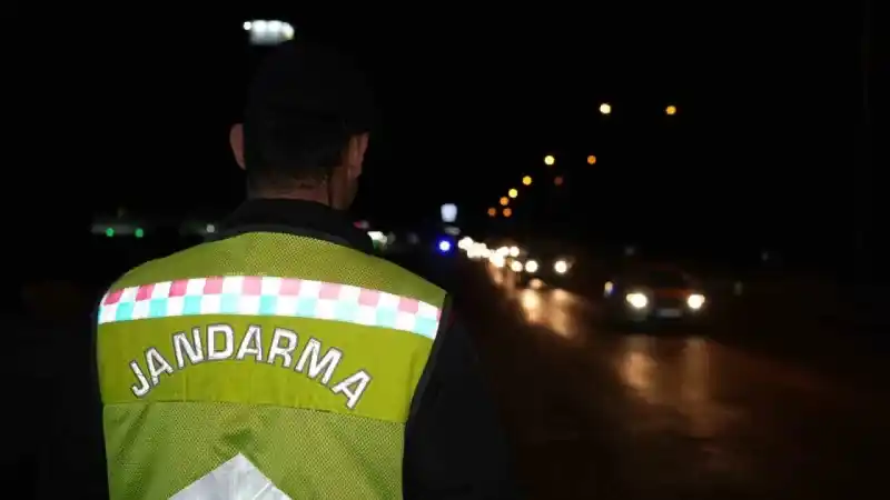 43 ilin geçiş güzergahında bayram yoğunluğu başladı, denetimler sıklaştırıldı