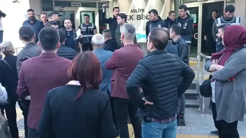 Kütahya’da geçersiz oyların sayımına yeniden başlandı