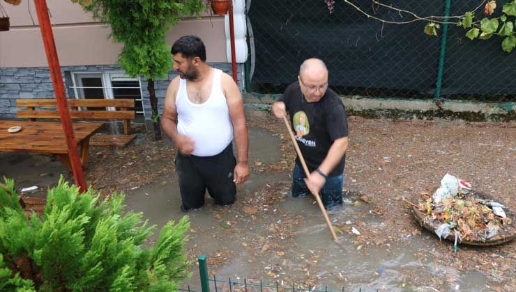 Edirne’de evleri su bastı, vatandaşlar CHP’li belediyeye isyan etti