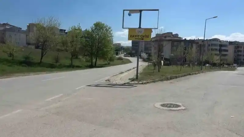  Bursa’da başıboş köpek dehşeti kamerada...Oğlu için kendini feda etti ölümden döndü