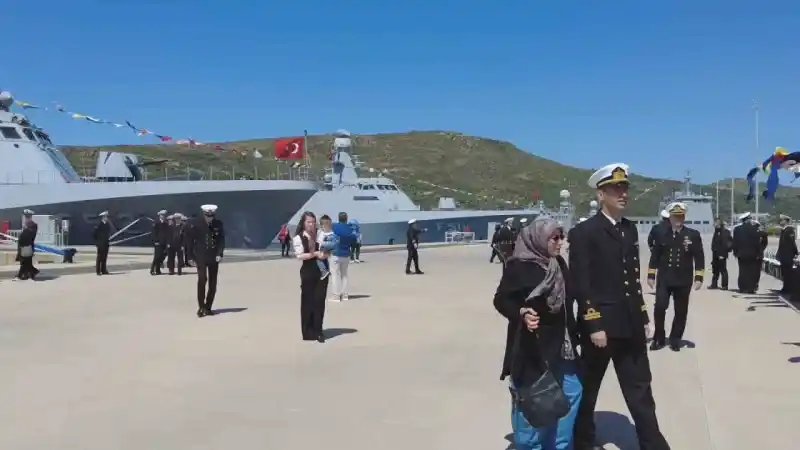 TCG Kınalıada Foça’dan Japonya seferine çıktı