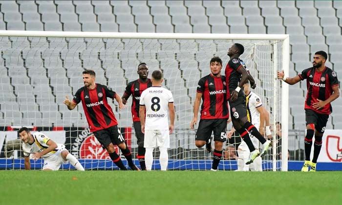 Fatih Karagümrük ilk galibiyetini farklı aldı: 4-1