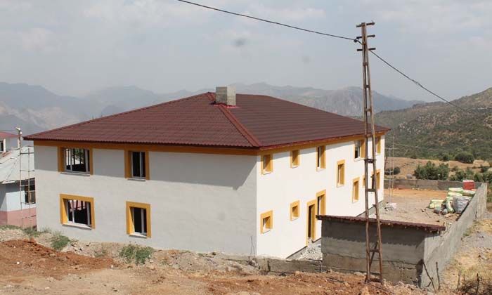 Yeniden yapılan Üzümlü Köyü Okulu İZODER üyelerinin katkılarıyla bu kış sıcacık olacak