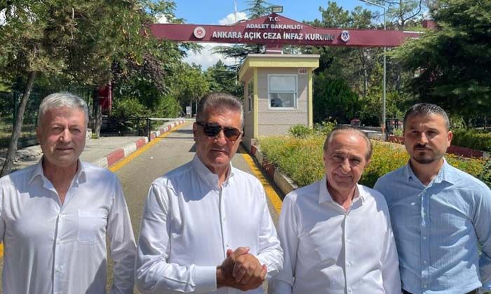 Sarıgül’den Ümit Özdağ’a: “Siyasilerin muhatabı siyasilerdir, devlet memurları değildir”