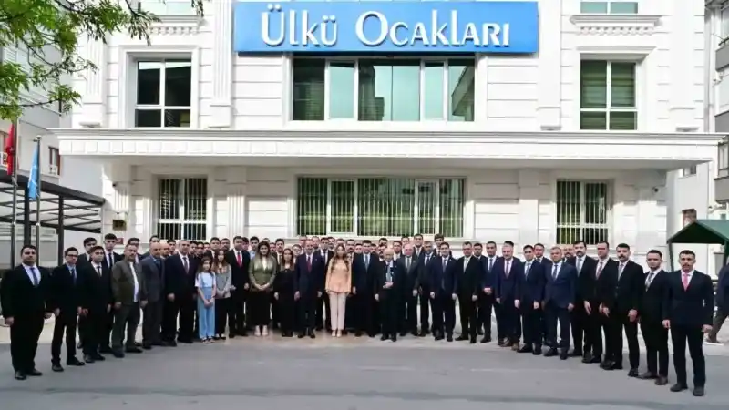 MHP lideri Bahçeli’nden Meral Akşener’e “Partinin başına dön” çağrısı