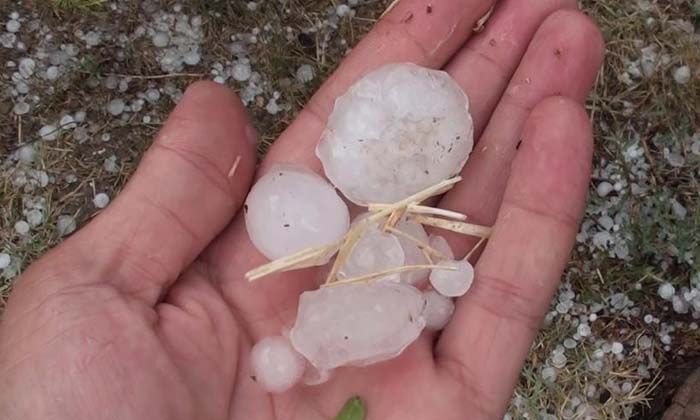 Çorum’a ceviz büyüklüğünde dolu yağdı
