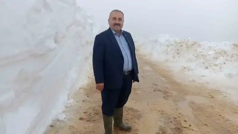 Nisan ayında kar mücadelesi