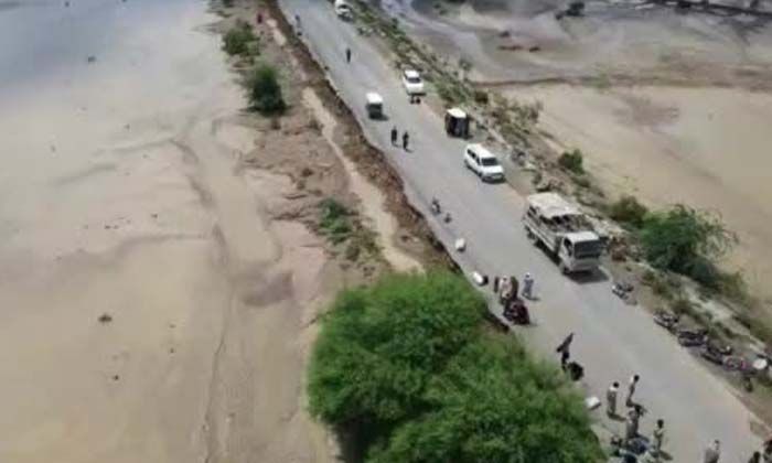 Pakistan’daki sel felaketinde can kaybı bin 136’ya yükseldi