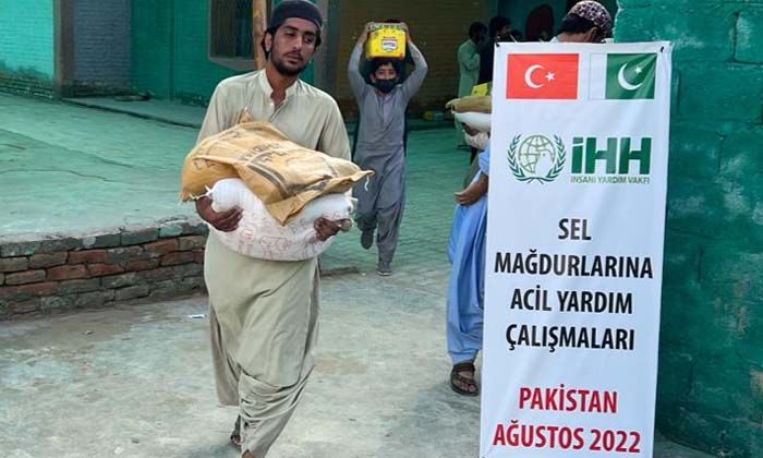 İHH Pakistan için harekete geçti