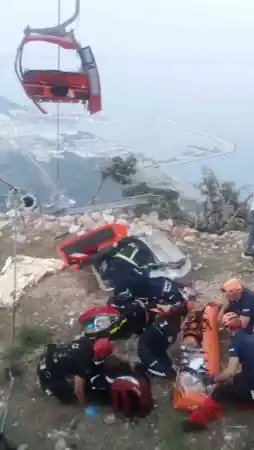 Antalya’da teleferik kabini düştü: 1 ölü, 2’si çocuk 7 yaralı