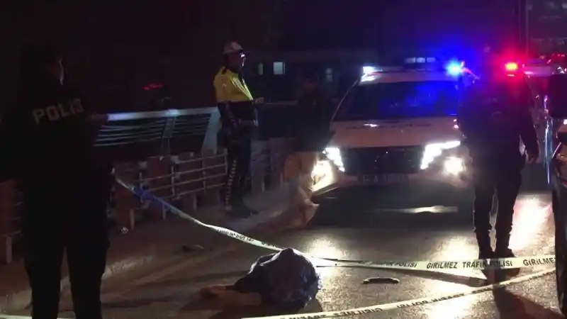 Şişli’de feci kaza: Bariyerlere çarpan motosiklet sürücüsü hayatını kaybetti