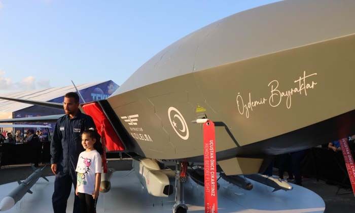 KIZILELMA’da imzası olan Özdemir Bayraktar kimdir?