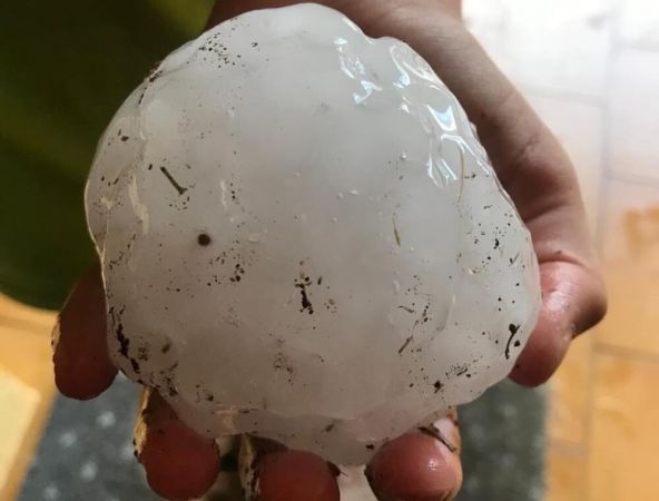 İspanya’da tenis topu büyüklüğünde dolu yağdı: 1 bebek öldü, 29 yaralı