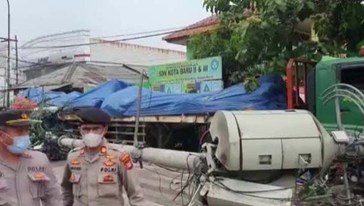 Endonezya’da kamyon otobüs durağına çarptı: 10 ölü, 20 yaralı